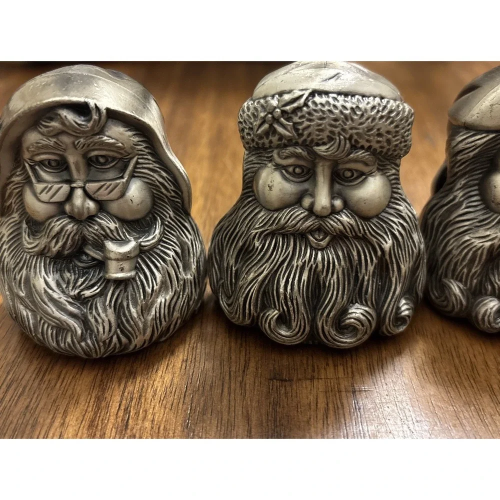 Vintage 1995 Santa Claus Pewter Napkin Holders Set of 4 Home for the‎ Holidays